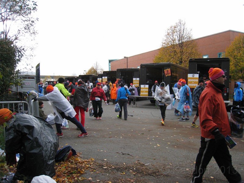 2014 NYRR Marathon 0134.jpg - The 2014 New York Marathon on November 2nd. A cold and blustery day.